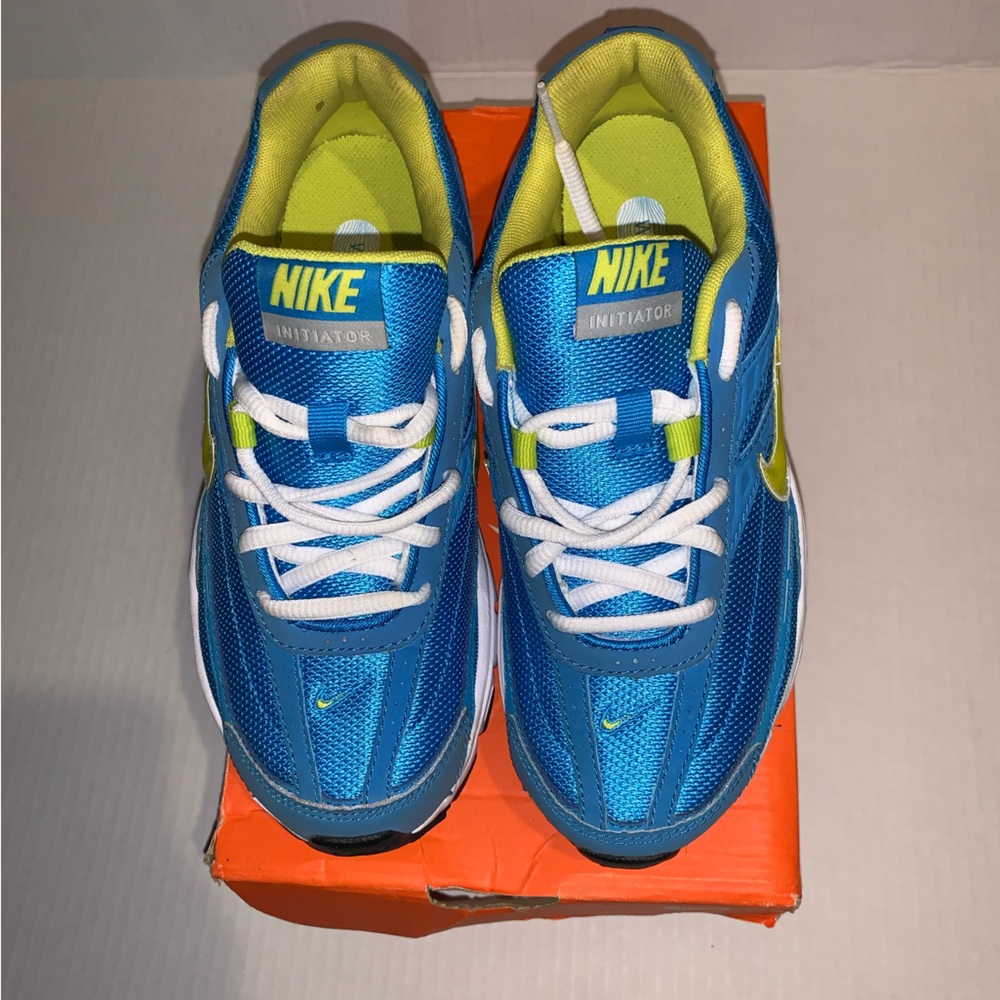 Slightly Used Nike Initiator